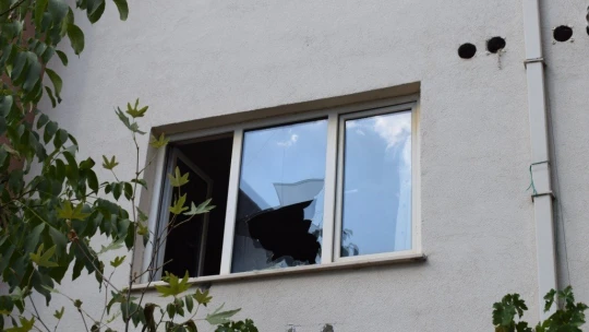 Satırla kendine zarar veren şahsı özel harekat ekipleri etkisiz hale getirdi