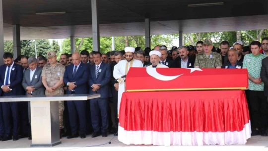 Şehit Celal Tekedereli memleketinde son yolculuğuna uğurlandı