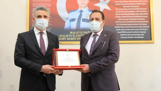 Şehit Hamdi Dikmen'in ismi kütüphanede yaşatılacak