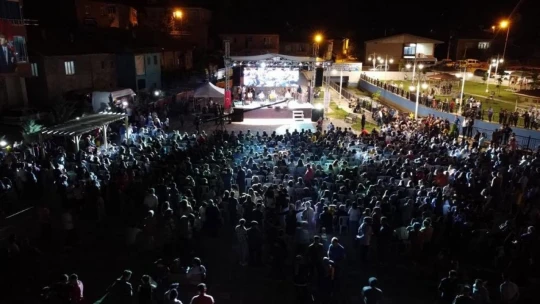 Şehit öğretmen şehadetinin yıl dönümünde unutulmadı