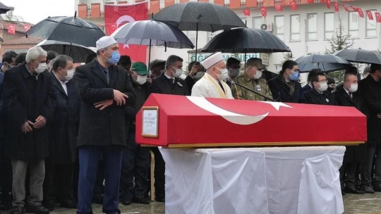 Şehit Uzman Çavuş Kızılay, Hekimhan'da gözyaşları arasında defnedildi