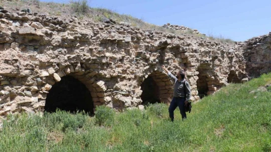 800 yıldır zamana direniyor