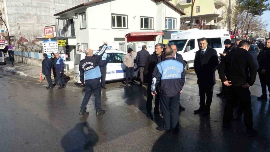 Seyyar satıcı zabıta tartışması kanlı bitti
