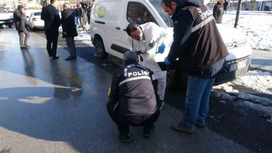 Seyyar satıcı zabıta tartışması kanlı bitti