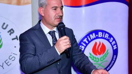 Sezai Karakoç anısına şiir dinletisi düzenledi