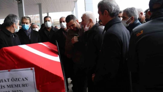 Silah kazasında hayatını kaybeden polis son yolculuğuna uğurlandı