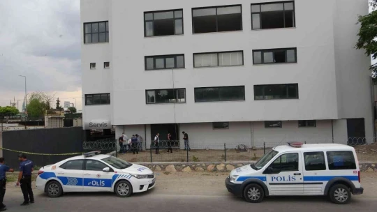 Silahla vuruldu kanlar içerisinde vatandaşlardan yardım istedi