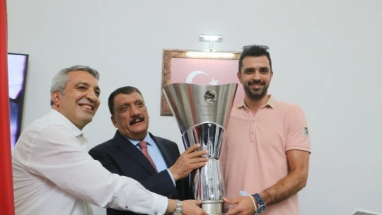 Simon: 'Resmi bir Malatyalı olmaktan çok büyük mutluluk duyuyorum'