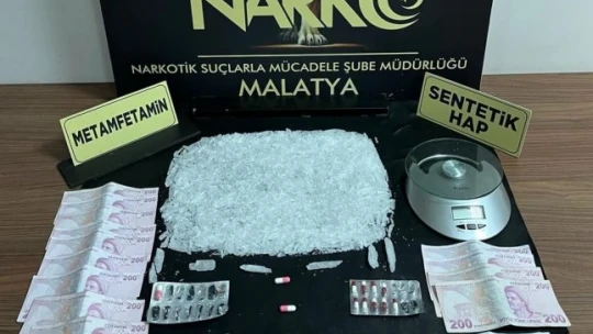 Sokak satıcılarına operasyon: 4 tutuklama