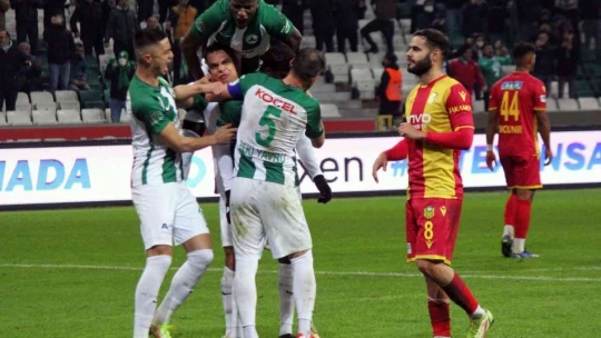 Adım adım düşüyoruz