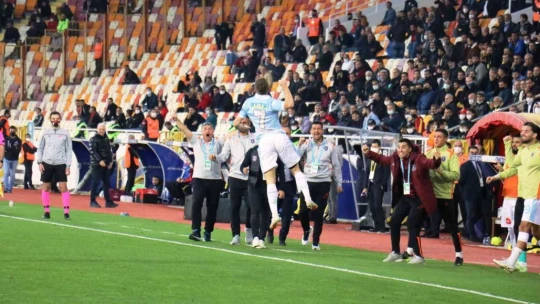 Yeni Malatyaspor: 1 - Medipol Başakşehir: 3