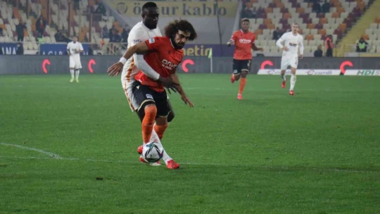 Yeni Malatyaspor: 0 - Galatasaray: 0