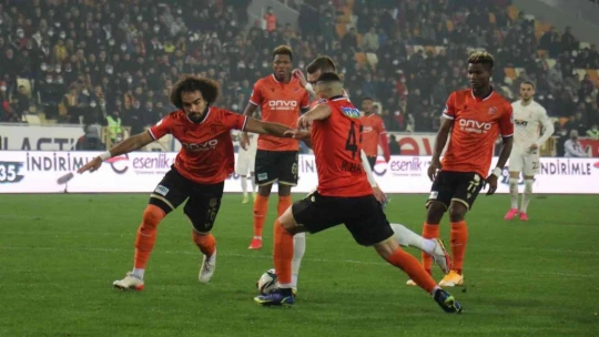 Yeni Malatyaspor: 0 - Galatasaray: 0