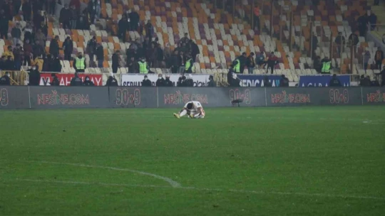 Yeni Malatyaspor: 0 - Galatasaray: 0