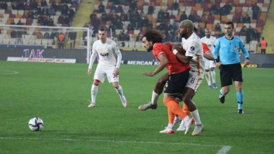 Yeni Malatyaspor: 0 - Galatasaray: 0