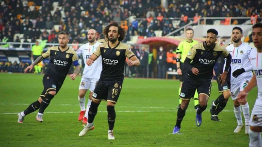 Yeni Malatyaspor evinde farklı mağlup oldu