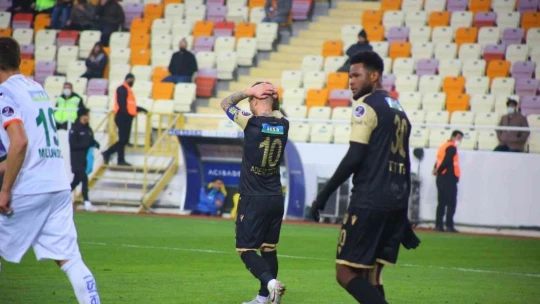 Yeni Malatyaspor evinde farklı mağlup oldu