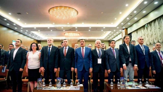 'Dünyada sabit kişi başına düşen su miktarı hızla azalıyor'