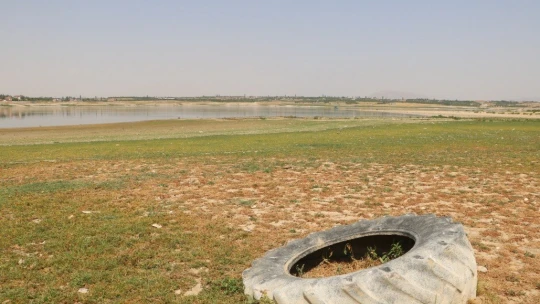 Baraj ikiye ayrıldı