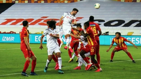 Farnolle'nin uçan yumruğu yaktı bizi!