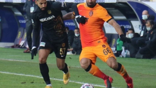 Kötü zemin, kötü futbol... 0-1