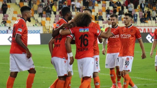 Yeni Malatyaspor: 3 - Fatih Karagümrük: 4