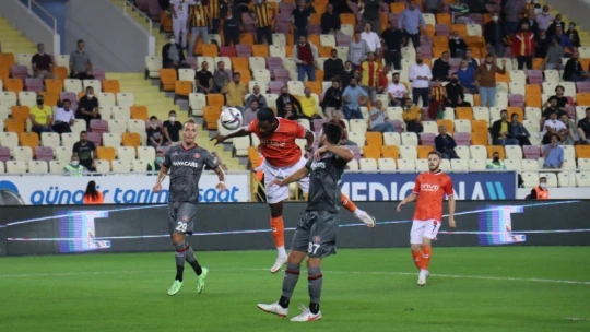 Yeni Malatyaspor: 3 - Fatih Karagümrük: 4