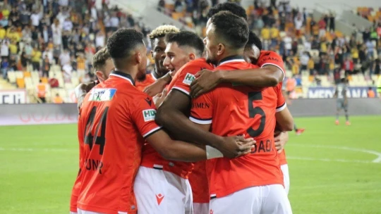 Yeni Malatyaspor: 3 - Fatih Karagümrük: 4