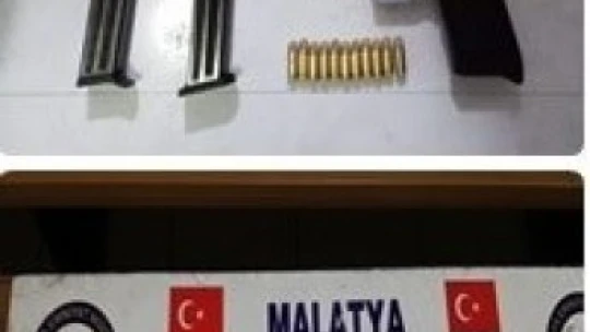 Şüpheli şahıslar polisten kaçamadı