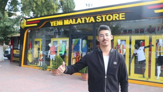 Taraftarlardan Yeni Malatyaspor'un kötü gidişatına tepki