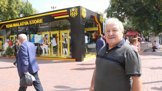 Taraftarlardan Yeni Malatyaspor'un kötü gidişatına tepki