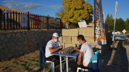 Tarihin gölgesinde spor