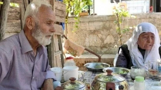 Tarım ilacını vitamin zannederek tüketen yaşlı çift öldü