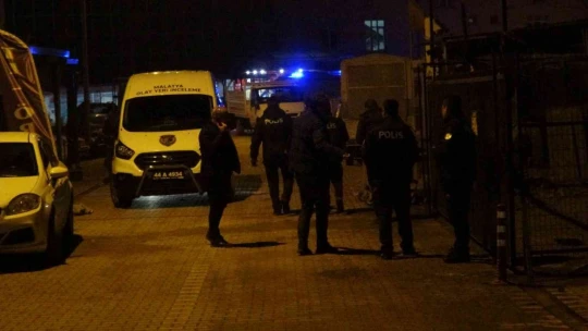 Tartıştığı arkadaşını pompalı tüfekle sırtından vurdu