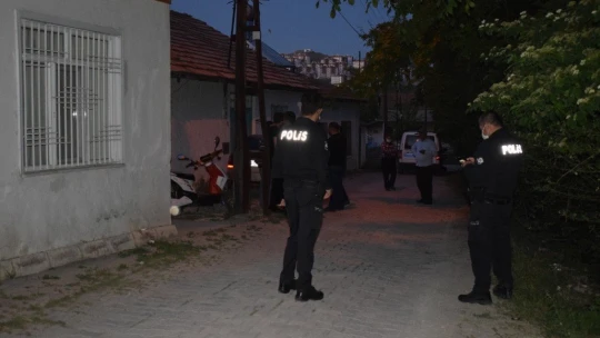 Tartıştığı arkadaşını tüfekle yaraladı
