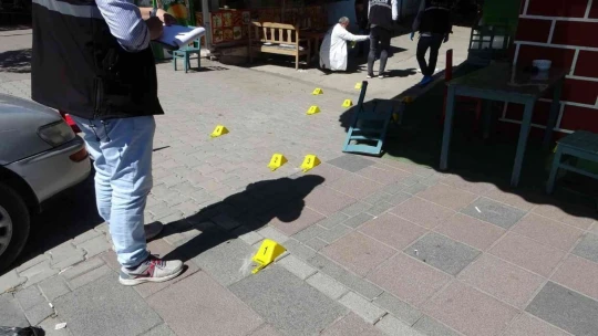 Tartıştığı husumetlisine kurşun yağdırdı: 1 ölü, 1 yaralı