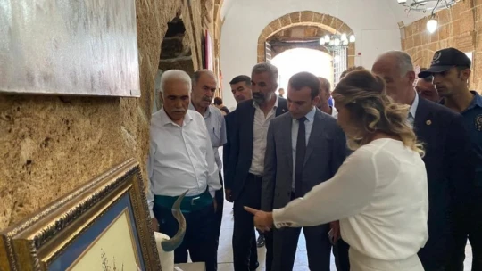 Taşhan, Karma Resim Sergisi'ne ev sahipliği yaptı