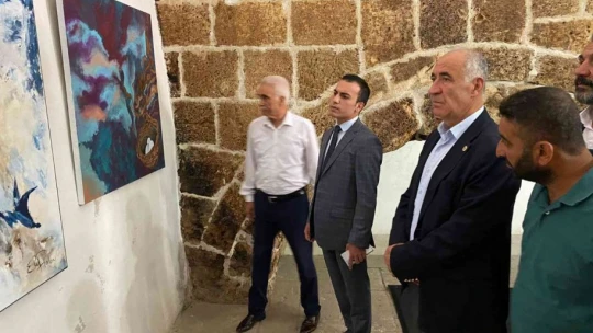 Taşhan, Karma Resim Sergisi'ne ev sahipliği yaptı