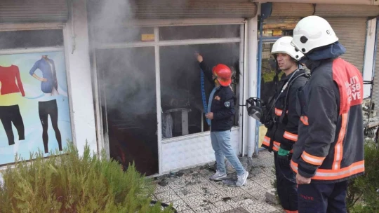 Tekstil atölyesindeki yangın paniği