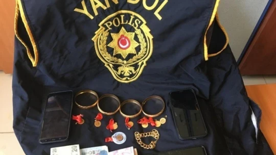 Telefonla dolandırıcılık yapan şahıslar 40 saatlik kamera izlenerek yakalandı