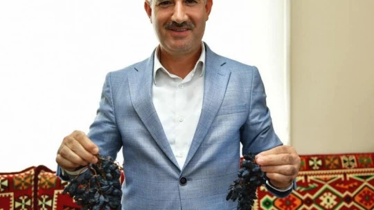 Tescil belgesi üzüm üreticilerine teslim edildi