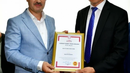 Tescil belgesi üzüm üreticilerine teslim edildi