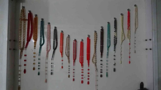 Tespih tutkusu usta yaptı