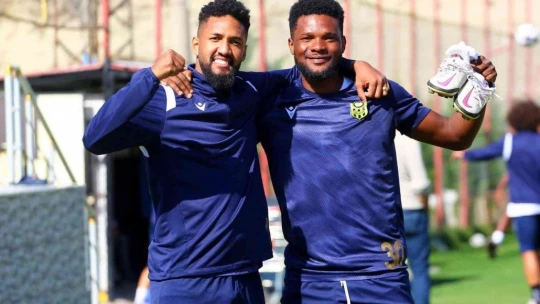Tetteh: 'Güzel bir aile ortamı yakaladık'
