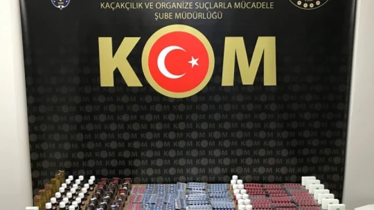 Kaçak telefon ve sigara ele geçirildi