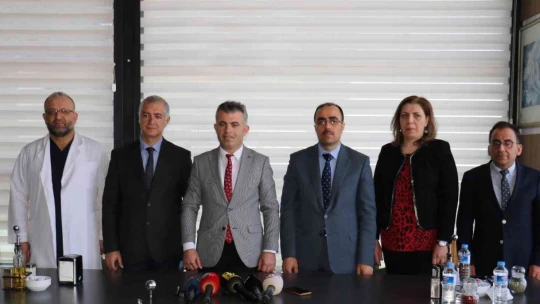 TÖTM Başhekimi Adil Başkıran basınla bir araya geldi