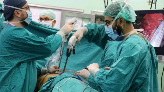 TÖTM'de çevrimiçi Torasik Cerrahi Akciğer ameliyatı