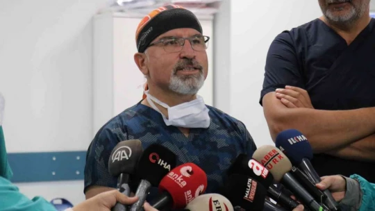 TÖTM'de çevrimiçi Torasik Cerrahi Akciğer ameliyatı