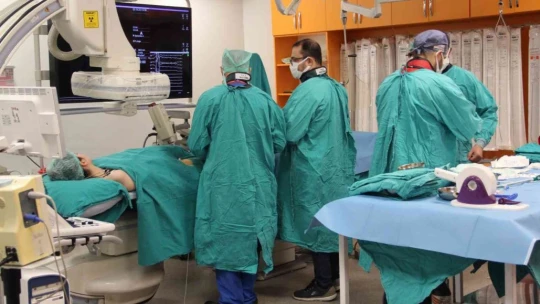 TÖTM'de ilk kez 'pulmoner kalp kapağı' değişimi yapıldı