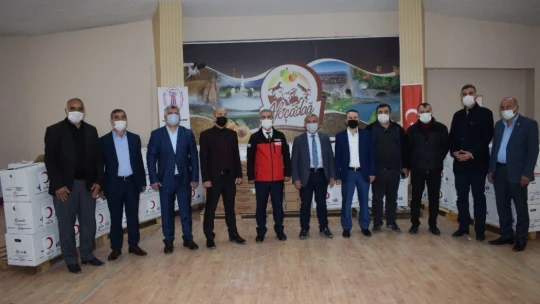 Türk Kızılay'ından Akçadağ'da esnafa gıda yardımı